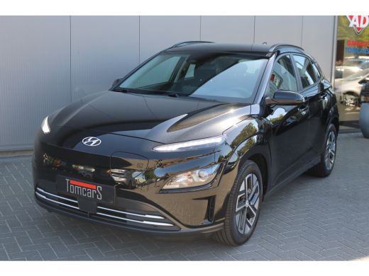 Hyundai Kona Hyundai Kona EV Fashion 64 kWh Adaptive-cruise/Carplay/Camera/Winter-pack ActivLease financial lease