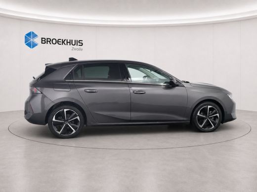 Opel Astra 1.2 Elegance AUTOMAAT | ADAPTIVE CRUISE CONTROLE | 17 INCH LICHTMETAAL | ACHTERUITRIJCAMERA | CLI... ActivLease financial lease