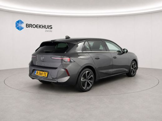 Opel Astra 1.2 Elegance AUTOMAAT | ADAPTIVE CRUISE CONTROLE | 17 INCH LICHTMETAAL | ACHTERUITRIJCAMERA | CLI... ActivLease financial lease