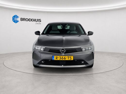 Opel Astra 1.2 Elegance AUTOMAAT | ADAPTIVE CRUISE CONTROLE | 17 INCH LICHTMETAAL | ACHTERUITRIJCAMERA | CLI... ActivLease financial lease