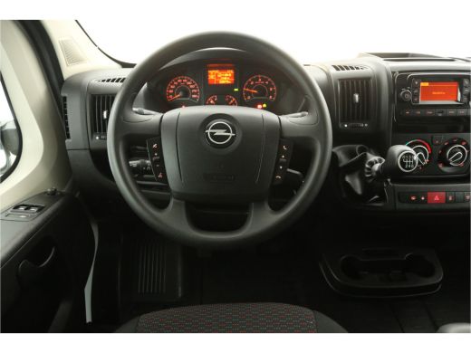 Opel Movano 2.2D 165 Zwaar L4H2 3.5t | 3000KG Trekgew. | Airco | Cruise | 3 Zits | Parkeersens. ActivLease financial lease