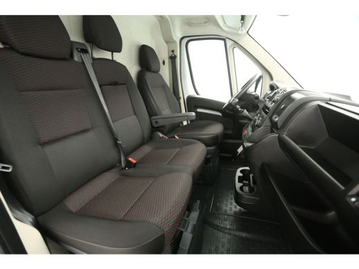 Opel Movano 2.2D 165PK L4H2 | 3000kg Trekgew. | Airco | Cruise | 3 Zits | Parkeersens. | Stoelverw. ActivLease financial lease