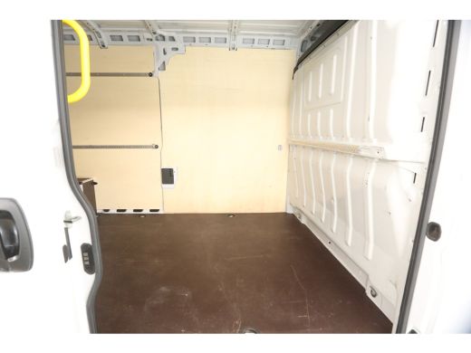Opel Movano 2.2D 165PK L4H2 | 3000kg Trekgew. | Airco | Cruise | 3 Zits | Parkeersens. | Stoelverw. ActivLease financial lease