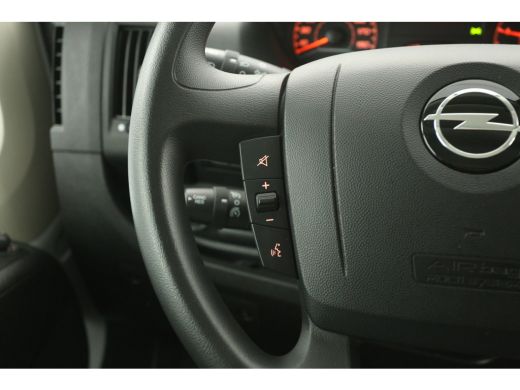 Opel Movano 2.2D 165PK L4H2 | 3000kg Trekgew. | Airco | Cruise | 3 Zits | Parkeersens. | Stoelverw. ActivLease financial lease