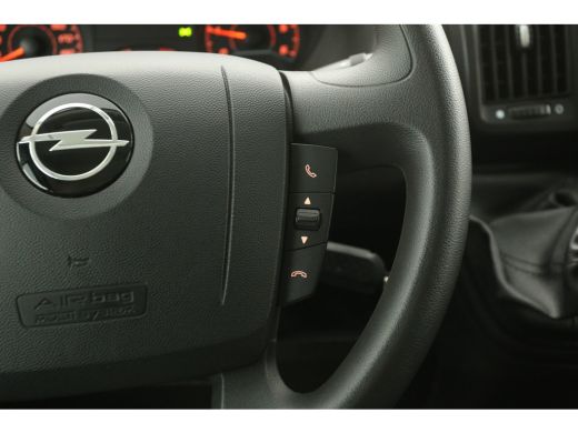 Opel Movano 2.2D 165PK L4H2 | 3000kg Trekgew. | Airco | Cruise | 3 Zits | Parkeersens. | Stoelverw. ActivLease financial lease