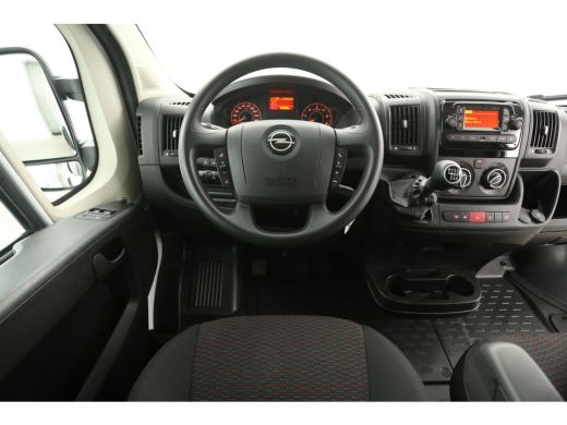 Opel Movano 2.2D 165PK L4H2 | 3000kg Trekgew. | Airco | Cruise | 3 Zits | Parkeersens. | Stoelverw. ActivLease financial lease