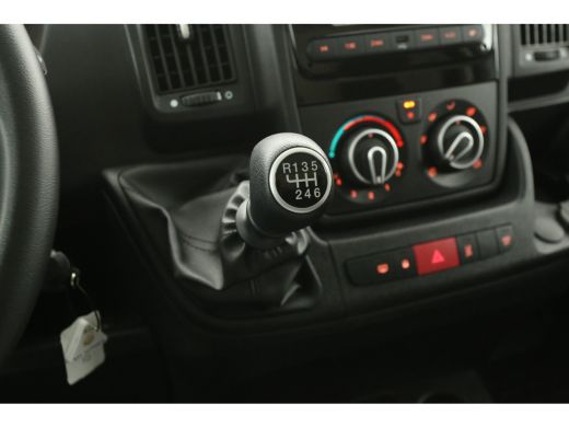 Opel Movano 2.2D 165PK L4H2 | 3000kg Trekgew. | Airco | Cruise | 3 Zits | Parkeersens. | Stoelverw. ActivLease financial lease