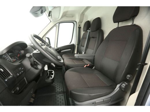 Opel Movano 2.2D 165PK L4H2 | 3000kg Trekgew. | Airco | Cruise | 3 Zits | Parkeersens. | Stoelverw. ActivLease financial lease