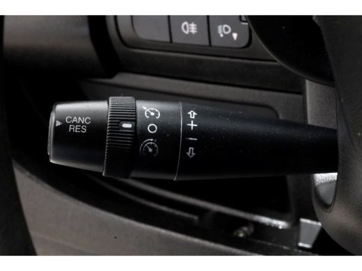 Peugeot Boxer 2.0 BlueHDI E6 130pk L1H2 Premium Navi/Camera/Inrichting 06-2018 ActivLease financial lease