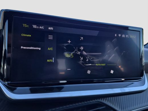 Peugeot e-2008 EV GT 54 kWh SOH 98% | Airco (automatisch) | Apple Carplay/Android Auto|telefoonintegratie premiu... ActivLease financial lease