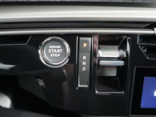 Peugeot e-3008 GT Exclusive | Elektrische parkeerrem | Extra getinte achterste zijruiten en achterruit ActivLease financial lease