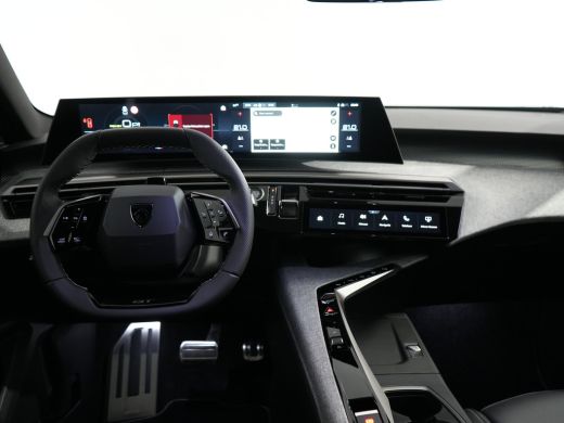 Peugeot e-3008 GT Exclusive | Elektrische parkeerrem | Extra getinte achterste zijruiten en achterruit ActivLease financial lease
