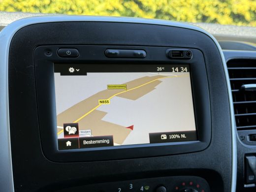 Renault Trafic 2.0 dCi 146 PK / AUTOMAAT / L1H1 / 1e EIG. / 2x SCHUIFDEUR / INRICHTING / CAMERA / 3-ZITS ActivLease financial lease