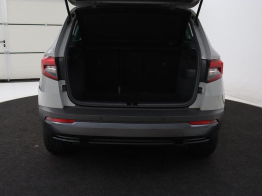 Skoda Karoq 1.5 TSI Business Edition | Panoramadak | Stoelverwarming | Carplay | Navigatie | Parkeerhulp | Cl... ActivLease financial lease