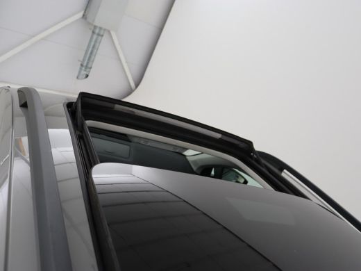 Skoda Karoq 1.5 TSI Business Edition | Panoramadak | Stoelverwarming | Carplay | Navigatie | Parkeerhulp | Cl... ActivLease financial lease