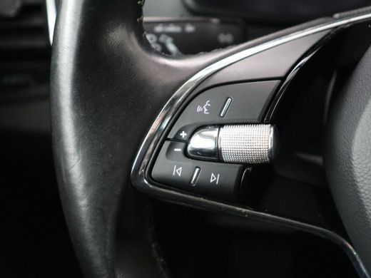 Skoda Karoq 1.5 TSI Business Edition | Panoramadak | Stoelverwarming | Carplay | Navigatie | Parkeerhulp | Cl... ActivLease financial lease