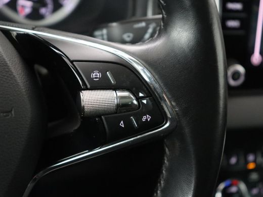 Skoda Karoq 1.5 TSI Business Edition | Panoramadak | Stoelverwarming | Carplay | Navigatie | Parkeerhulp | Cl... ActivLease financial lease
