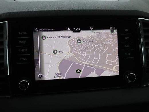 Skoda Karoq 1.5 TSI Business Edition | Panoramadak | Stoelverwarming | Carplay | Navigatie | Parkeerhulp | Cl... ActivLease financial lease