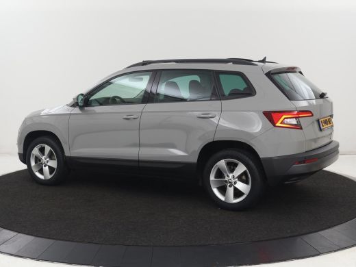 Skoda Karoq 1.5 TSI Business Edition | Panoramadak | Stoelverwarming | Carplay | Navigatie | Parkeerhulp | Cl... ActivLease financial lease
