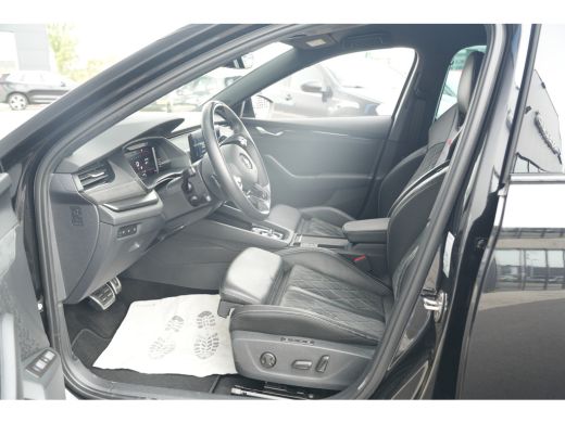 Skoda Octavia Combi 1.4 TSI iV 245pk RS | Adaptive Cruise | Head-Up | Stoelen Elektrisch | Keyless | Stuur & St... ActivLease financial lease