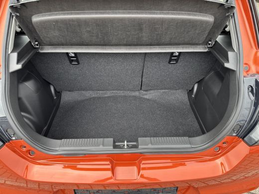 Suzuki Swift 1.2 Comfort Smart Hybrid 50 jaar Oostendorp Jubileum editie | Met extra accessoires |Prijs is inc... ActivLease financial lease