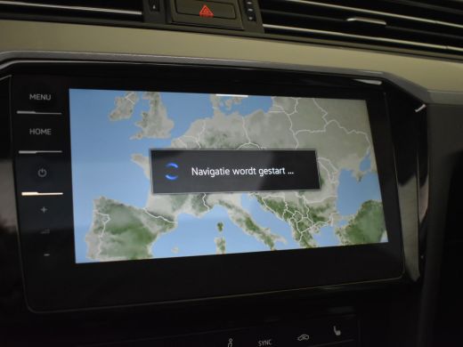 Volkswagen Passat Variant GTE Business 218pk | Panorama dak | Dodehoekdetectie | Achteruitrijcamera  | Navigatie | ... ActivLease financial lease