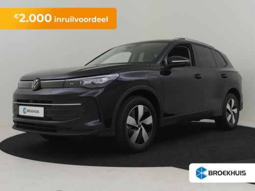 Volkswagen Tiguan Life Edition - eHybrid Inclusief &euro;2000,- inruilvoordeel | Trekhaak | 'App-Connect' draadloze smar...