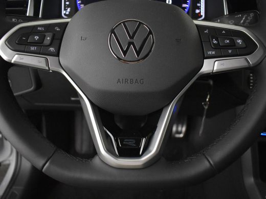 Volkswagen Tiguan Life Edition - eHybrid Inclusief &euro;2000,- inruilvoordeel | Trekhaak | 'App-Connect' draadloze smar... ActivLease financial lease