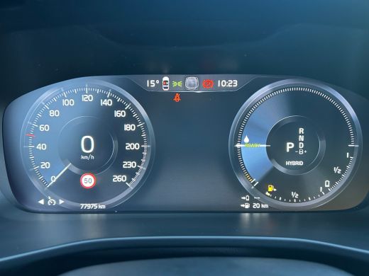 Volvo  XC40 1.5 T4 Plug-in hybrid Core Bright | Cruise Control | Navi | Camera | PDC V+A | Elektrische achter... ActivLease financial lease