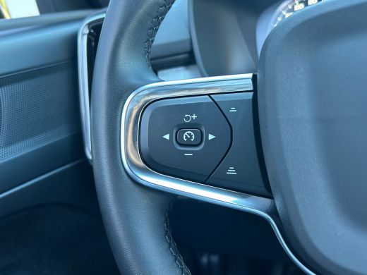 Volvo  XC40 1.5 T4 Plug-in hybrid Core Bright | Cruise Control | Navi | Camera | PDC V+A | Elektrische achter... ActivLease financial lease
