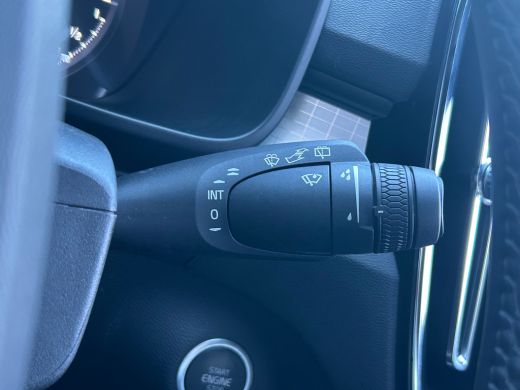 Volvo  XC40 1.5 T4 Plug-in hybrid Core Bright | Cruise Control | Navi | Camera | PDC V+A | Elektrische achter... ActivLease financial lease