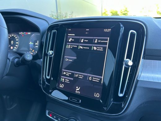 Volvo  XC40 1.5 T4 Plug-in hybrid Core Bright | Cruise Control | Navi | Camera | PDC V+A | Elektrische achter... ActivLease financial lease
