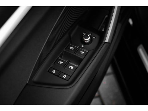 Audi A3 Sportback Advanced edition | Aluminium optiek in het interieur | Assistentiepakket Rijden en Park... ActivLease financial lease