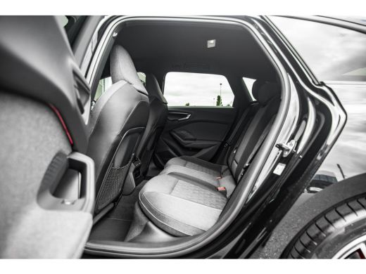 Audi A5 Avant S edition | Adaptive cruise control | Aluminium optiek in het interieur | Audi smartphone i... ActivLease financial lease