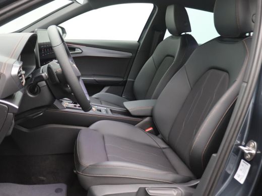 CUPRA Formentor 1.5 TSI e-Hybrid Business 204PK DSG Trekhaak, 19" LM Velgen, Achteruitrijcamera, Elektr. Achterkl... ActivLease financial lease