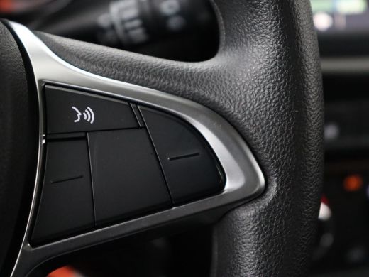 Dacia Spring 65 Extreme 27 kWh | SOH 94,3% | Leder | Camera | Carplay | Airco | Speedlimiter | Bluetooth | Par... ActivLease financial lease