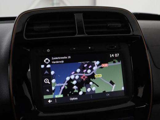 Dacia Spring 65 Extreme 27 kWh | SOH 94,3% | Leder | Camera | Carplay | Airco | Speedlimiter | Bluetooth | Par... ActivLease financial lease