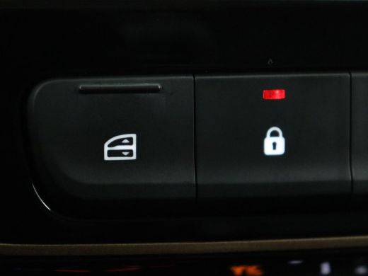 Dacia Spring 65 Extreme 27 kWh | SOH 94,3% | Leder | Camera | Carplay | Airco | Speedlimiter | Bluetooth | Par... ActivLease financial lease