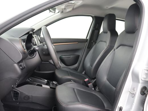 Dacia Spring 65 Extreme 27 kWh | SOH 94,3% | Leder | Camera | Carplay | Airco | Speedlimiter | Bluetooth | Par... ActivLease financial lease