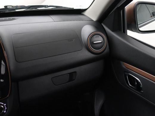Dacia Spring 65 Extreme 27 kWh | SOH 94,5% | Leder | Camera | Carplay | Airco | Speedlimiter | Bluetooth | Par... ActivLease financial lease