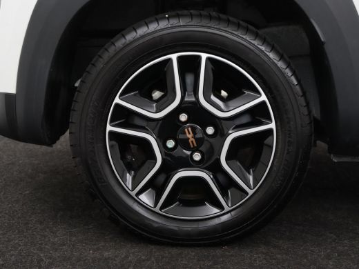 Dacia Spring 65 Extreme 27 kWh | SOH 94,5% | Leder | Camera | Carplay | Airco | Speedlimiter | Bluetooth | Par... ActivLease financial lease