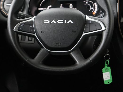Dacia Spring 65 Extreme 27 kWh | SOH 94,5% | Leder | Camera | Carplay | Airco | Speedlimiter | Bluetooth | Par... ActivLease financial lease