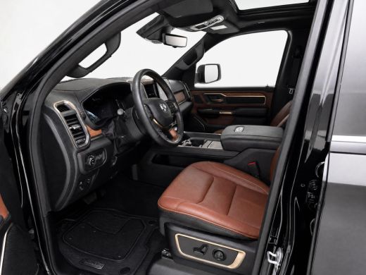 Dodge Ram 1500 1500 5.7 V8 4x4 Crew Cab Longhorn | Bakflip | Incl LPG | Fuel 22INCH velgenset| Geheel rijklaar i... ActivLease financial lease