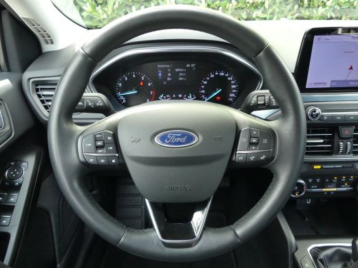 Ford Focus 1.0 EcoBoost Hybrid Active Business | TREKHAAK | CAMERA | PARKEERSENSOREN V+A | APPLE CARPLAY / A... ActivLease financial lease