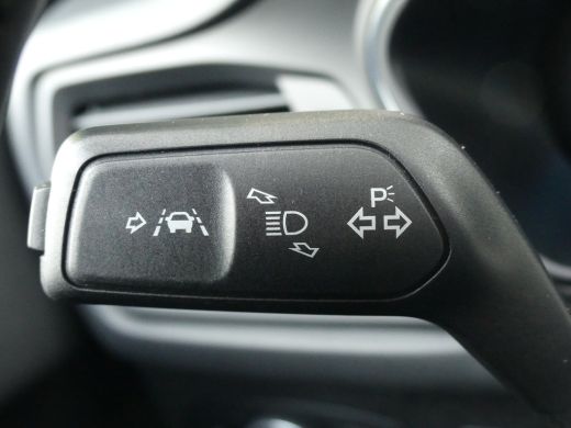 Ford Focus 1.0 EcoBoost Hybrid Active Business | TREKHAAK | CAMERA | PARKEERSENSOREN V+A | APPLE CARPLAY / A... ActivLease financial lease