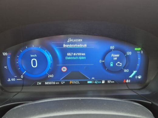 Ford Kuga 2.5PHEV 225pk Vignale | Pano | Elekt.Trekhaak | Driver ass.- Technology- & Winter Pack | 20"LMV ActivLease financial lease