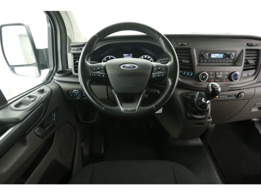 Ford Transit Custom 2.0 TDCI L2H1 | Dubbele Cabine | 2800kg Trekgew. | Airco | Cruise | Trekhaak | Parkeersens. ActivLease financial lease