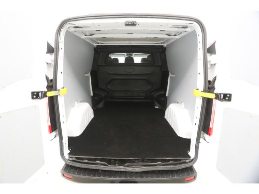 Ford Transit Custom 2.0 TDCI L2H1 | Dubbele Cabine | 2800kg Trekgew. | Airco | Cruise | Trekhaak | Parkeersens. ActivLease financial lease
