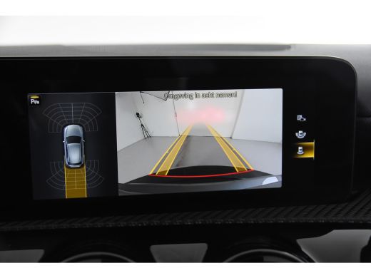 Mercedes-Benz A-Klasse 180 *1ste Eigenaar*Widescreen*Navigatie*Stoelverwarming*PDC* ActivLease financial lease