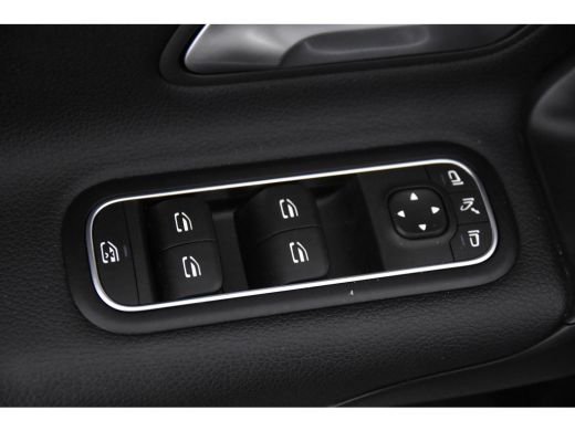 Mercedes-Benz A-Klasse 180 *1ste Eigenaar*Widescreen*Navigatie*Stoelverwarming*PDC* ActivLease financial lease